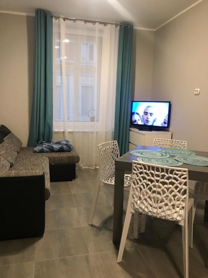 Apartament C18 Jelenia Gora Luaran gambar