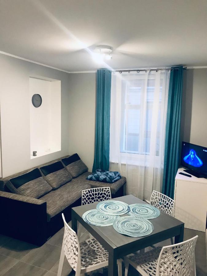 Apartament C18 Jelenia Gora Luaran gambar